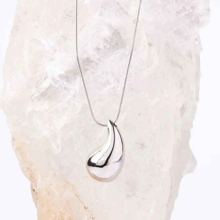 Collar Gota