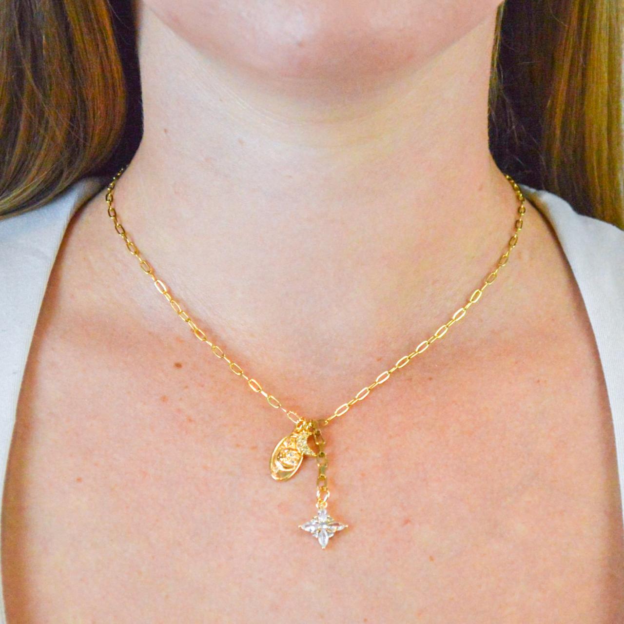 Collar Delfina